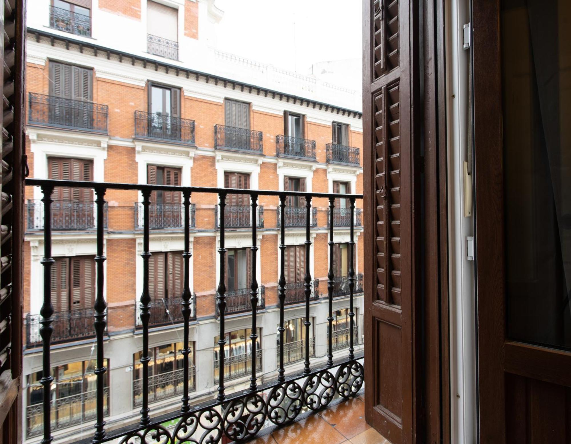 Apartamentos Nickel Madrid Dış mekan fotoğraf
