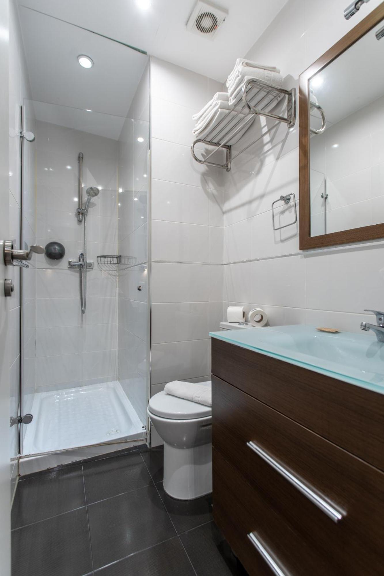 Apartamentos Nickel Madrid Dış mekan fotoğraf